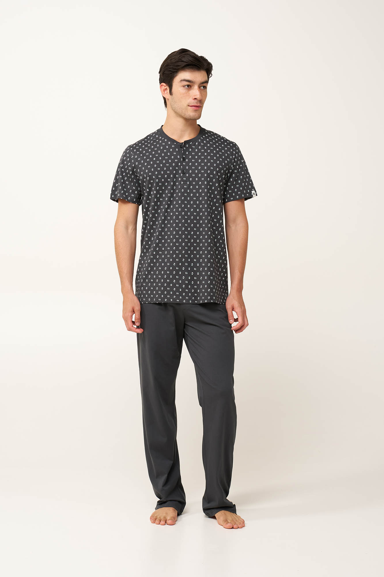 ΑΝΔΡΙΚΗ ΚΑΛΟΚΑΙΡΙΝΗ ΠΥΤΖΑΜΑ VAMP