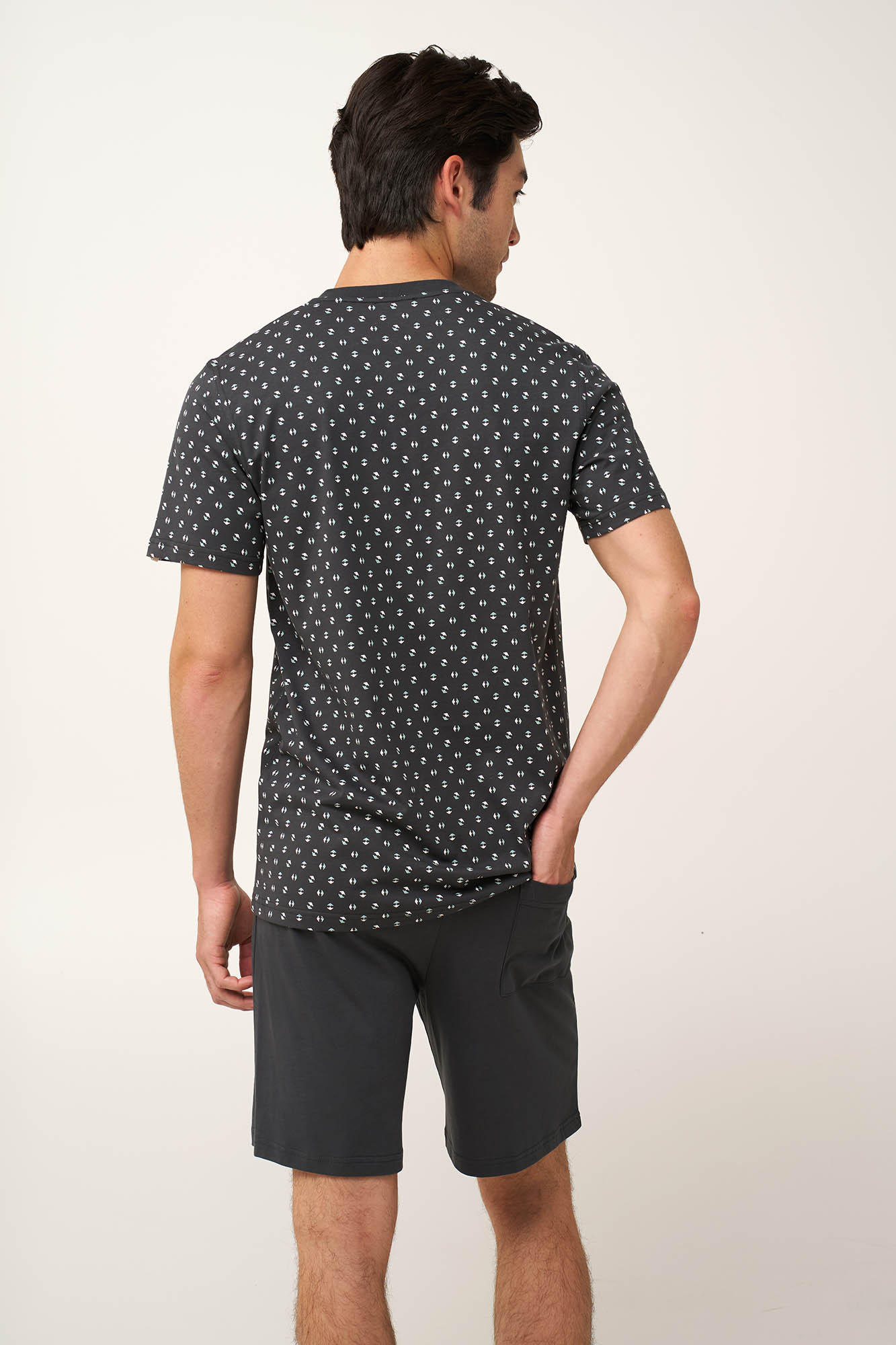 ΑΝΔΡΙΚΗ ΚΑΛΟΚΑΙΡΙΝΗ ΠΥΤΖΑΜΑ VAMP