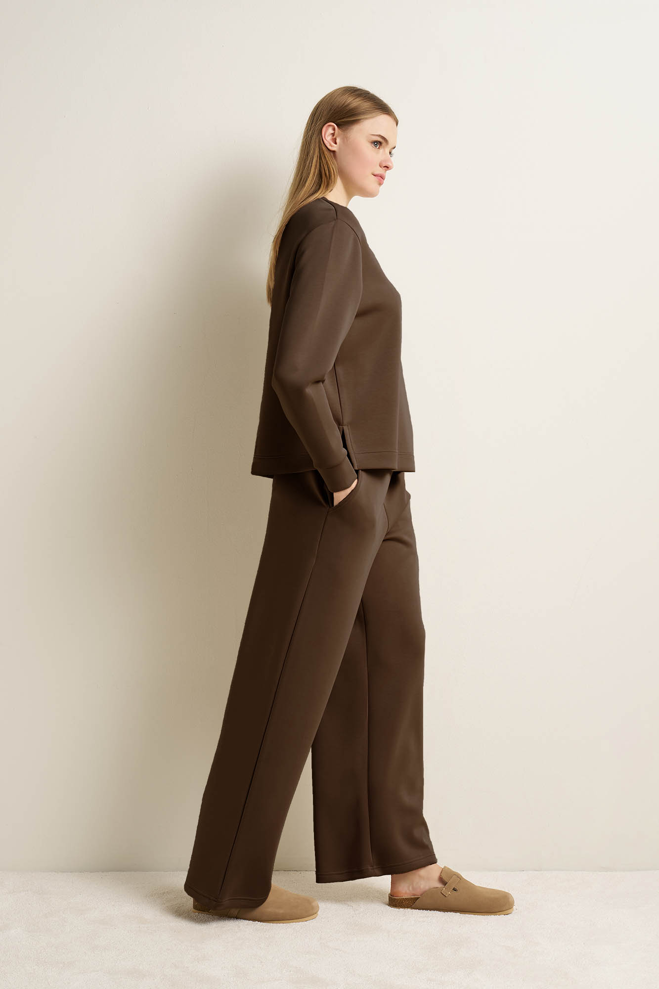 MINIMAL ELAGANCE ΣΕΤ ΦΟΡΜΑΣ ΑΠΑΛΟ BEIGE & ΚΑΦΕ